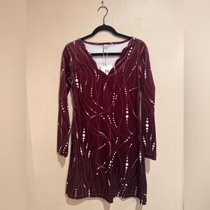 Chic Burgundy Long Sleeve Dress